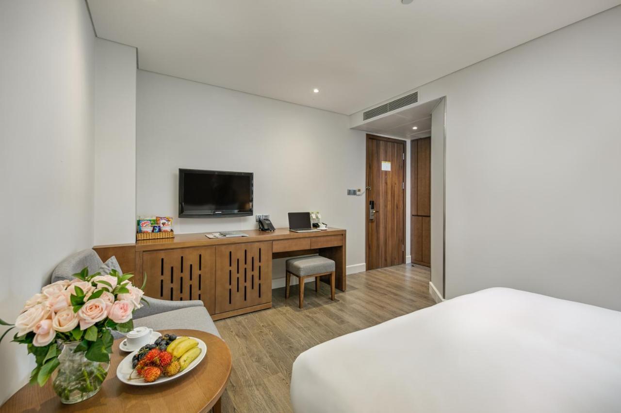 Avora Boutique Hotel Da Nang Exterior photo