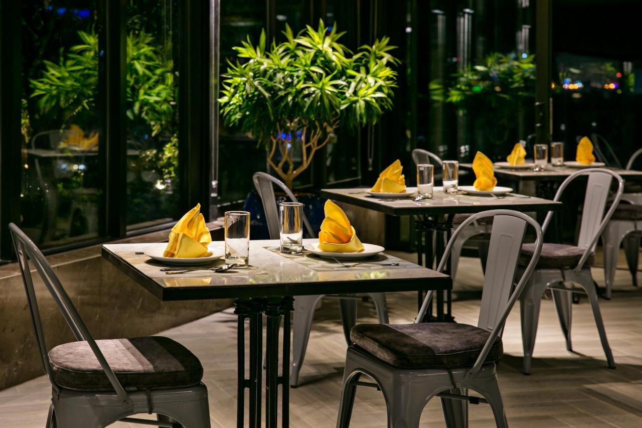 Avora Boutique Hotel Da Nang Exterior photo